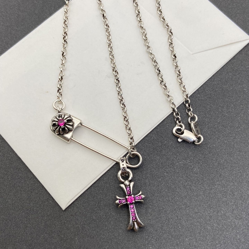 Ch**me He**ts necklaces